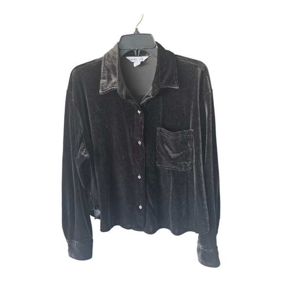 Old Navy Velvety Cropped Shirt Sz Large Black Women Long Sleeves Pockets Grunge - Picture 1 of 11